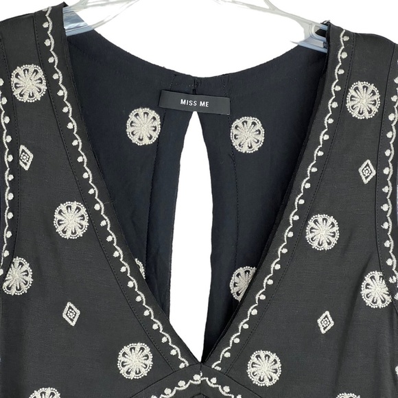 New-miss Me Deep V neck, Embroidered, Empire Waist, Hi-Lo, Mini Dress - Picture 3 of 16